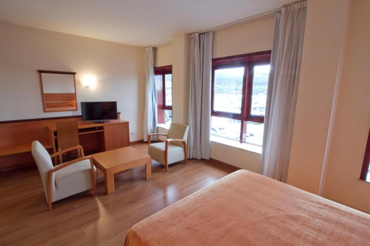 Hotel Torques Bergondo Екстер'єр фото