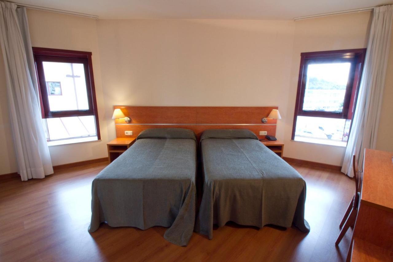 Hotel Torques Bergondo Екстер'єр фото